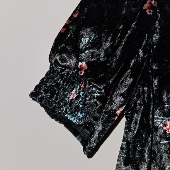 Taylor & Sage Dark Green Floral Lace Dress - Picture 5 of 7